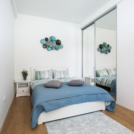 Colorful & Cozy Condo Клуж-Напока Екстериор снимка
